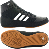 Кросівки Adidas для боротьби на тренуванні