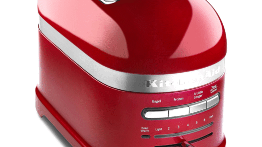 Тостер KitchenAid на кухні
