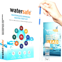 Тестування води в басейні