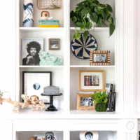 Приклади декоративних підставок для книг