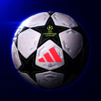 Футбольні м'ячі Adidas для різних видів гри