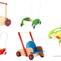 Іграшки для штовхання і тягнення для малюків