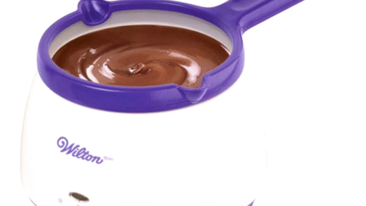 Каструлі для розтоплення цукерок різних типів