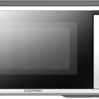 Мікрохвильовка з нержавіючої сталі на кухні