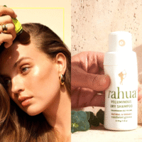 Шампуні для тонкого волосся на поличці