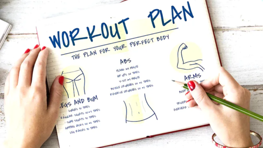 Фітнес-журнал на столі