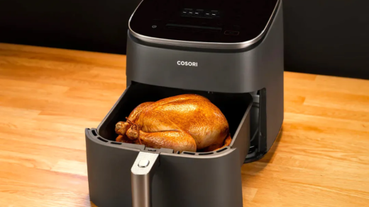 Фритюрниця Cosori на кухні