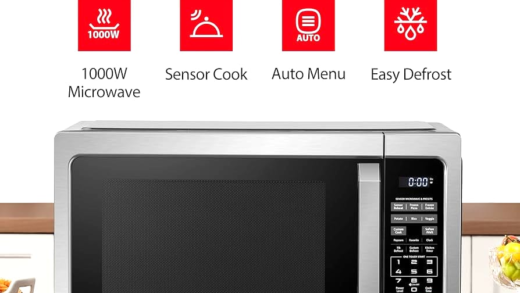 Мікрохвильова піч Toshiba на кухні